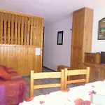Apartment 4 Pers Avec Balcon Face Aux Pistes - - Fr-1-404-166